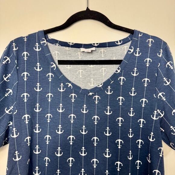 LuLaRoe Classic Tee Womens Top Navy Blue Anchors M Medium - Picture 3 of 8